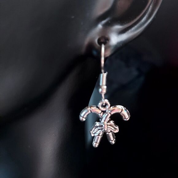 SILVER CHRISTMAS CANDY CANE BOW DANGLE EARRINGS - Picture 6 of 6